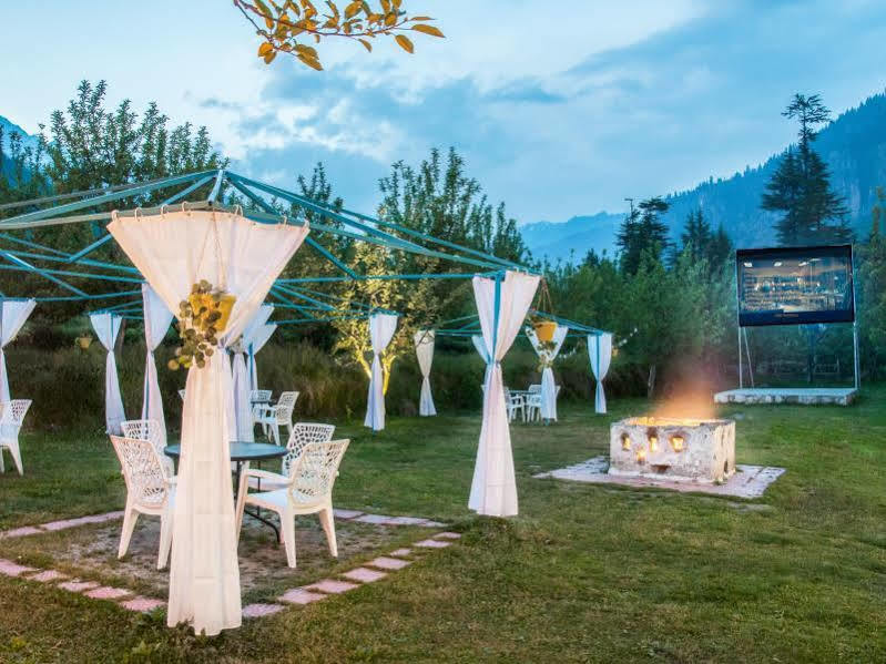 Treebo Trend Celebriti Manali Hotel Vashist Exterior photo