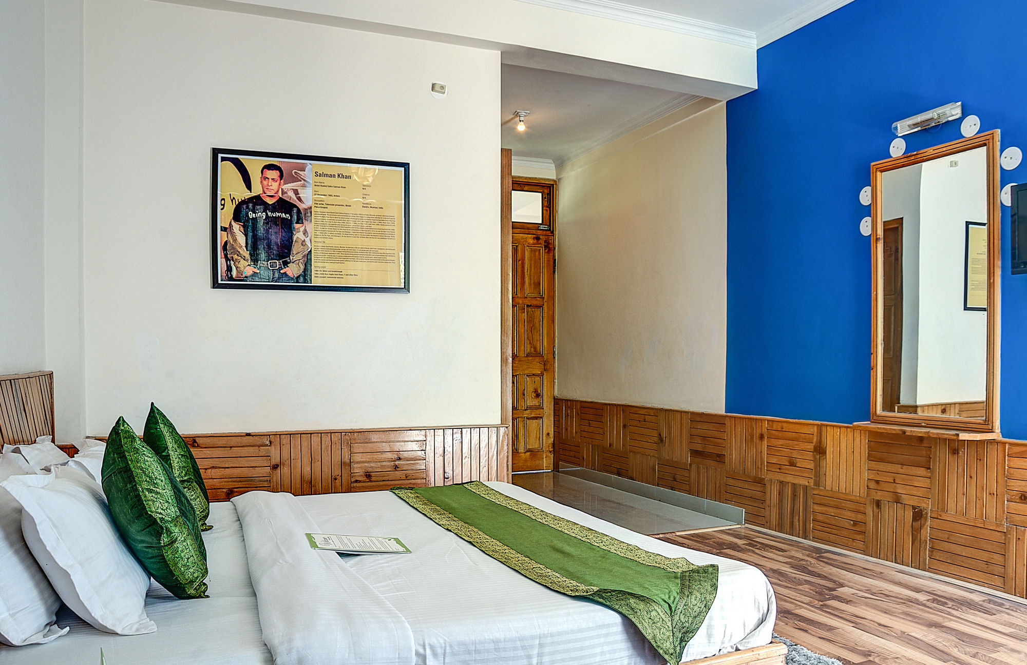 Treebo Trend Celebriti Manali Hotel Vashist Exterior photo